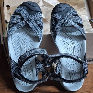 Keen Women's Bali Strap Gray/Blk Hiking Shoes Sandals